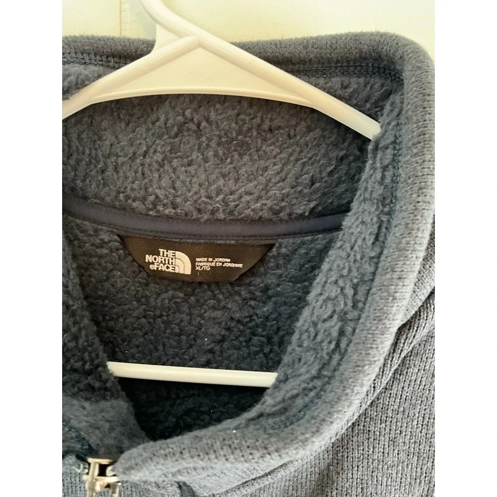 The North Face measurements chest